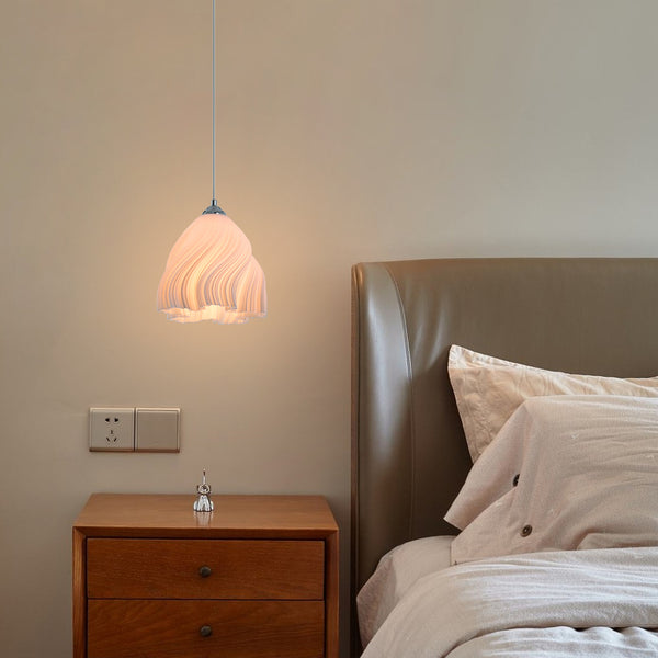 Modern Simple Three-dimensional Petal Design Pendant Light